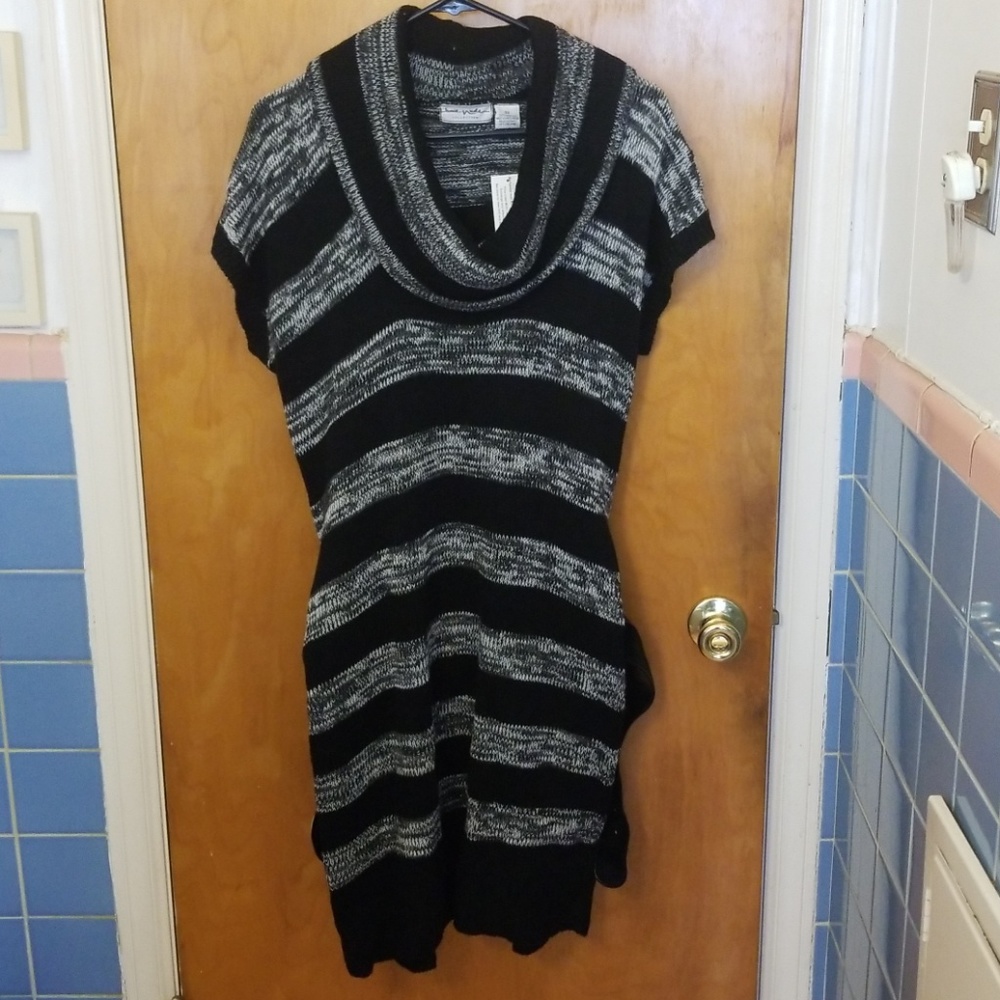 Jamie Nicole Sweater dress